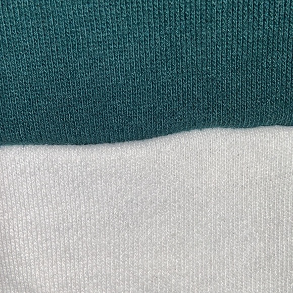 Cropped Pullover - Picture 7 of 7